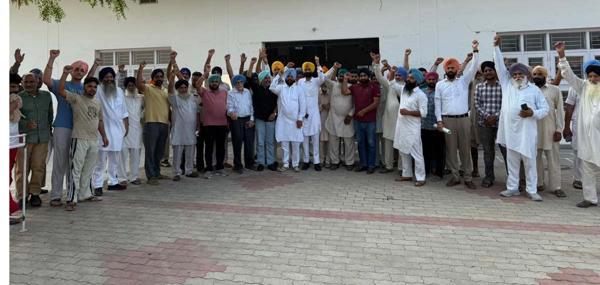 Farmers rejected the new land pooling policy of the government during a gathering held at Kurdi village.